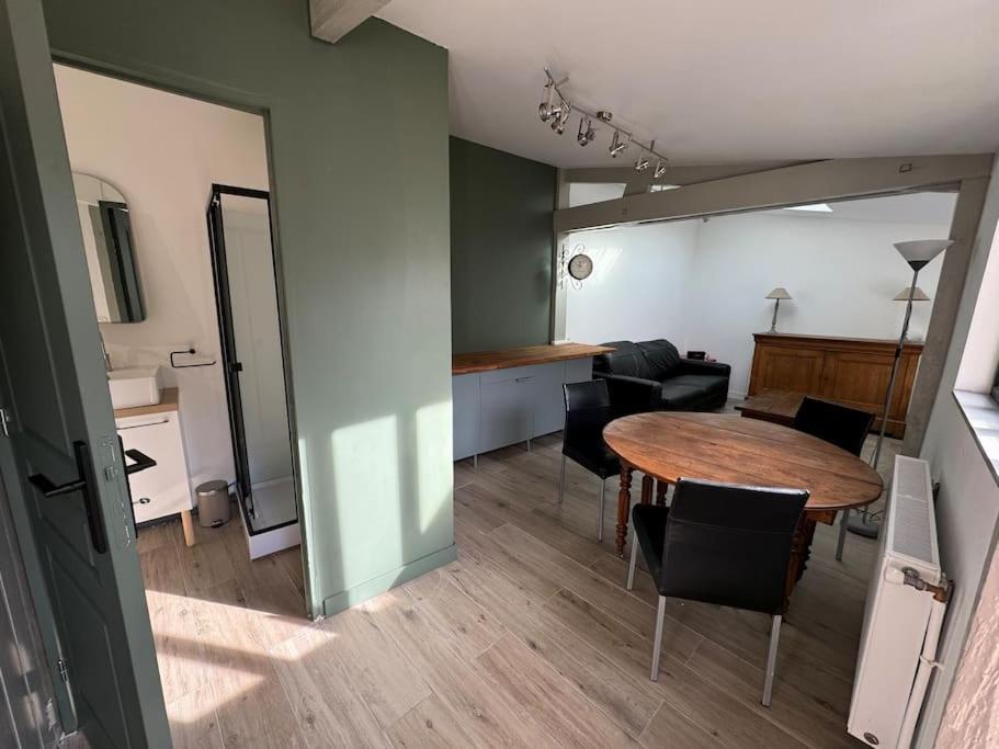 Vétheuil Petite Maison Independante Avec Parking מראה חיצוני תמונה